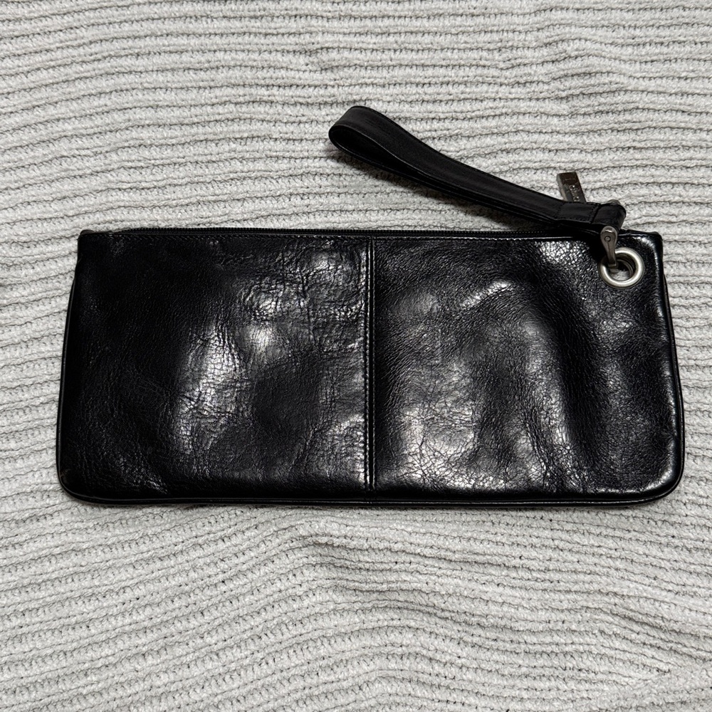 Hobo Vida Black Leather Wristlet - Picture 11 of 12